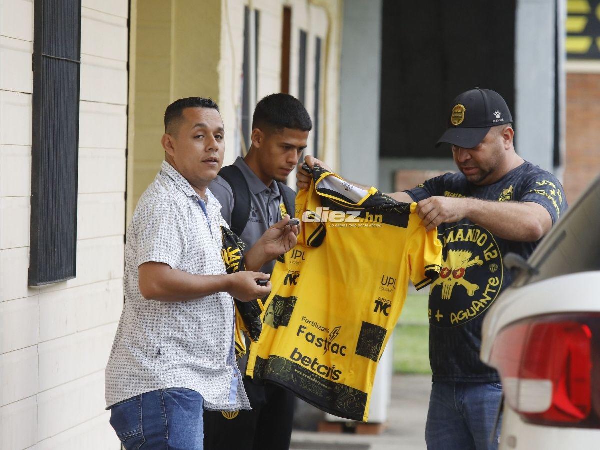 La linda fisioterapeuta del Real España, Tatum se cambió el “look”, el extranjero que pone el ritmo y ¡hubo autógrafos!