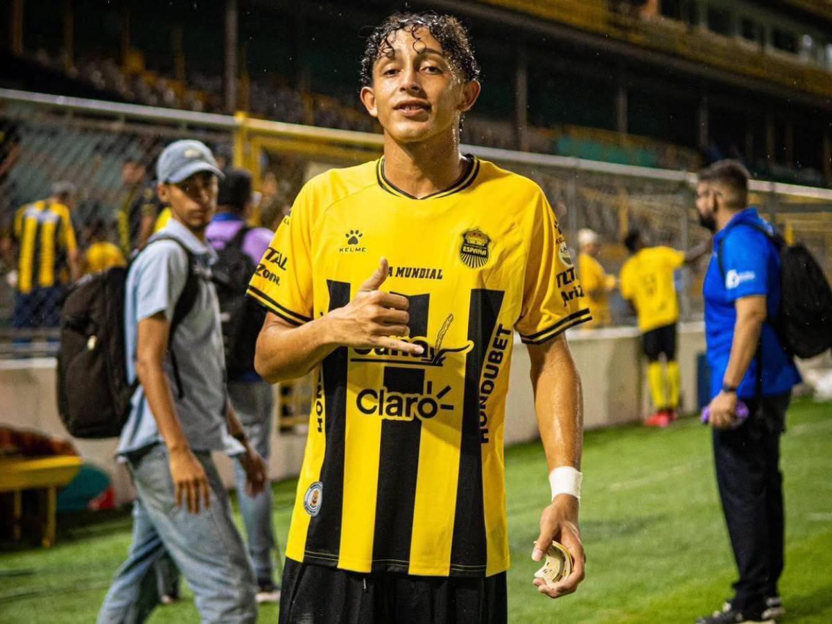 Keyrol Figueroa se une: así sería la temible artillería de Honduras con José Molina