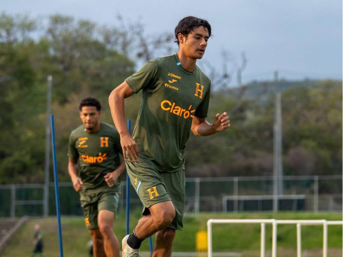 Ex Olimpia le tira con todo a Victor Vandenbroucke: Ahora renuncian
