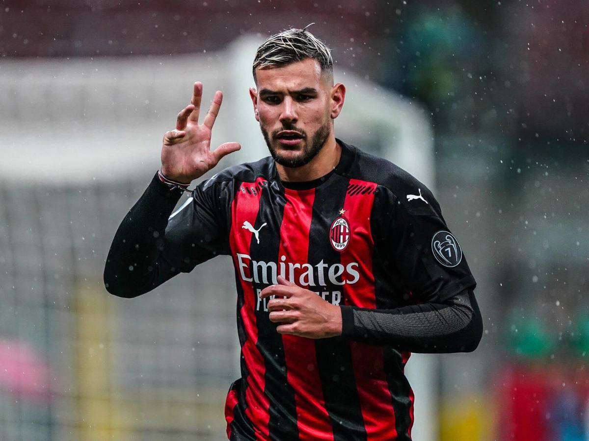 Hansi Flick se carga a figura del Barcelona y el anuncio de Cristiano Ronaldo; bomba en Arabia Saudita