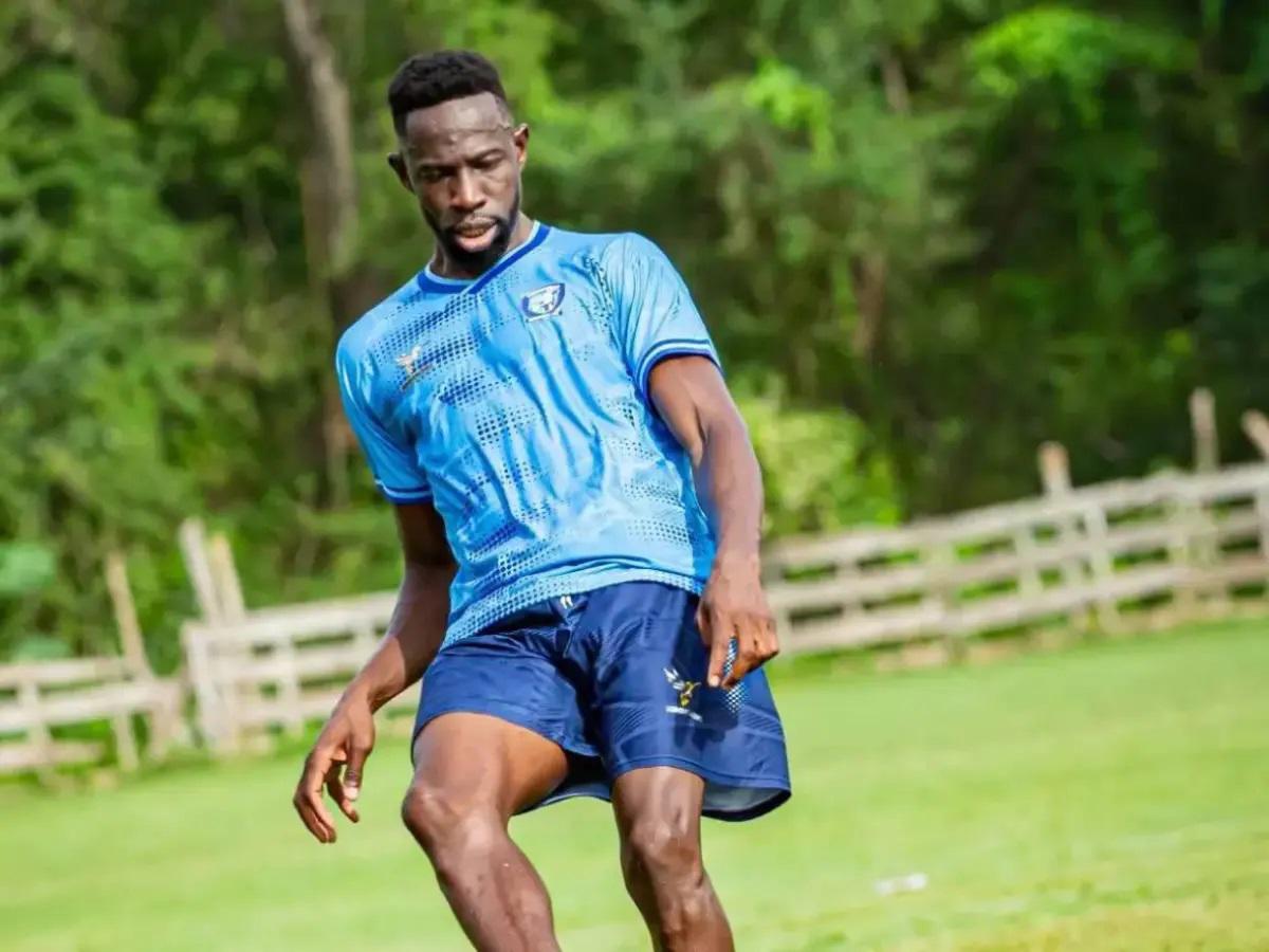 Davis Flow revela motivo por el que no juega en Platense y señala el culpable