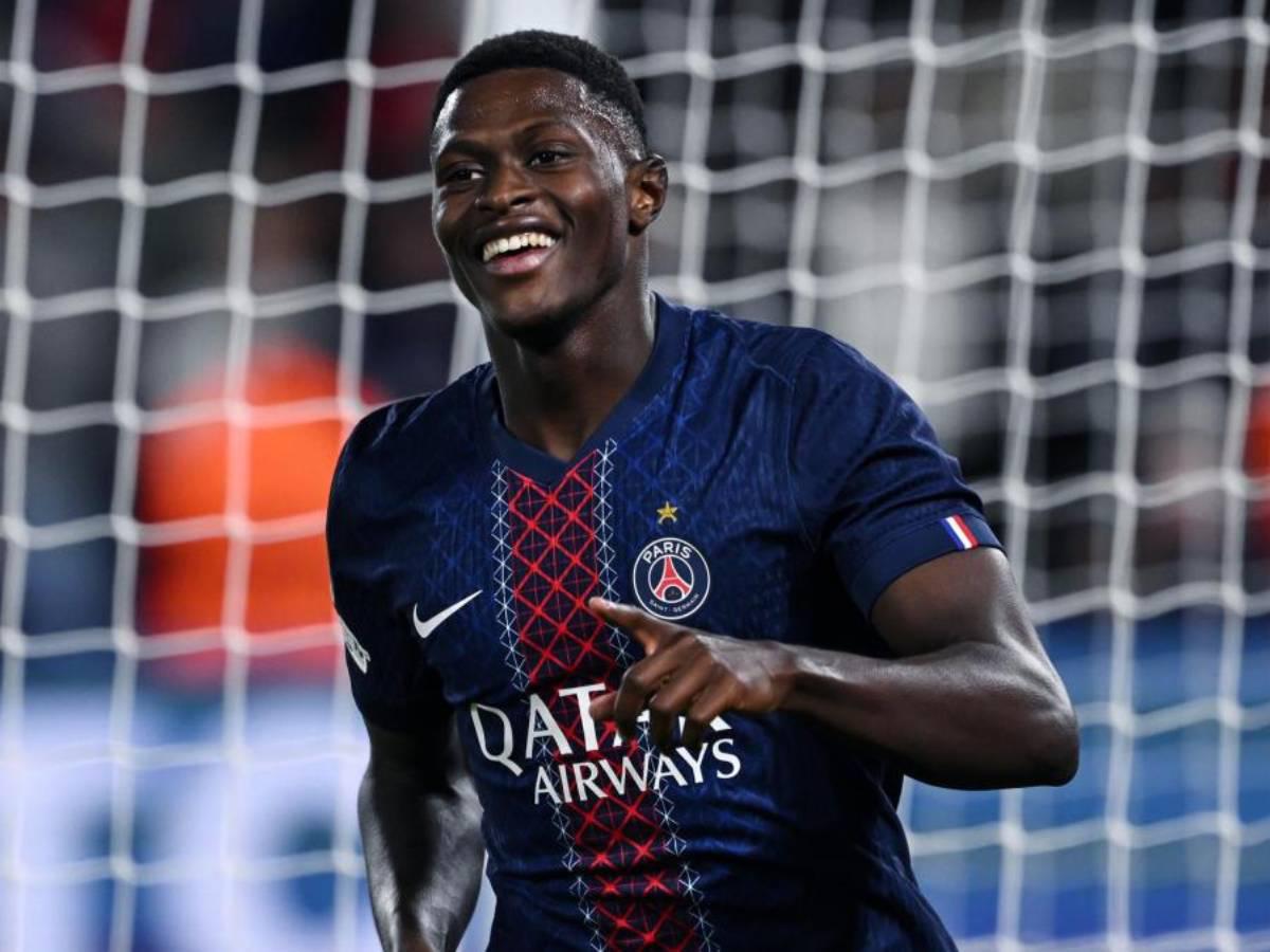 FIFPro reveló su 11 ideal del 2025: PSG arrasa con cinco futbolistas, Yamal rompe récord de Mbappé y Vinicius recibe duro golpe