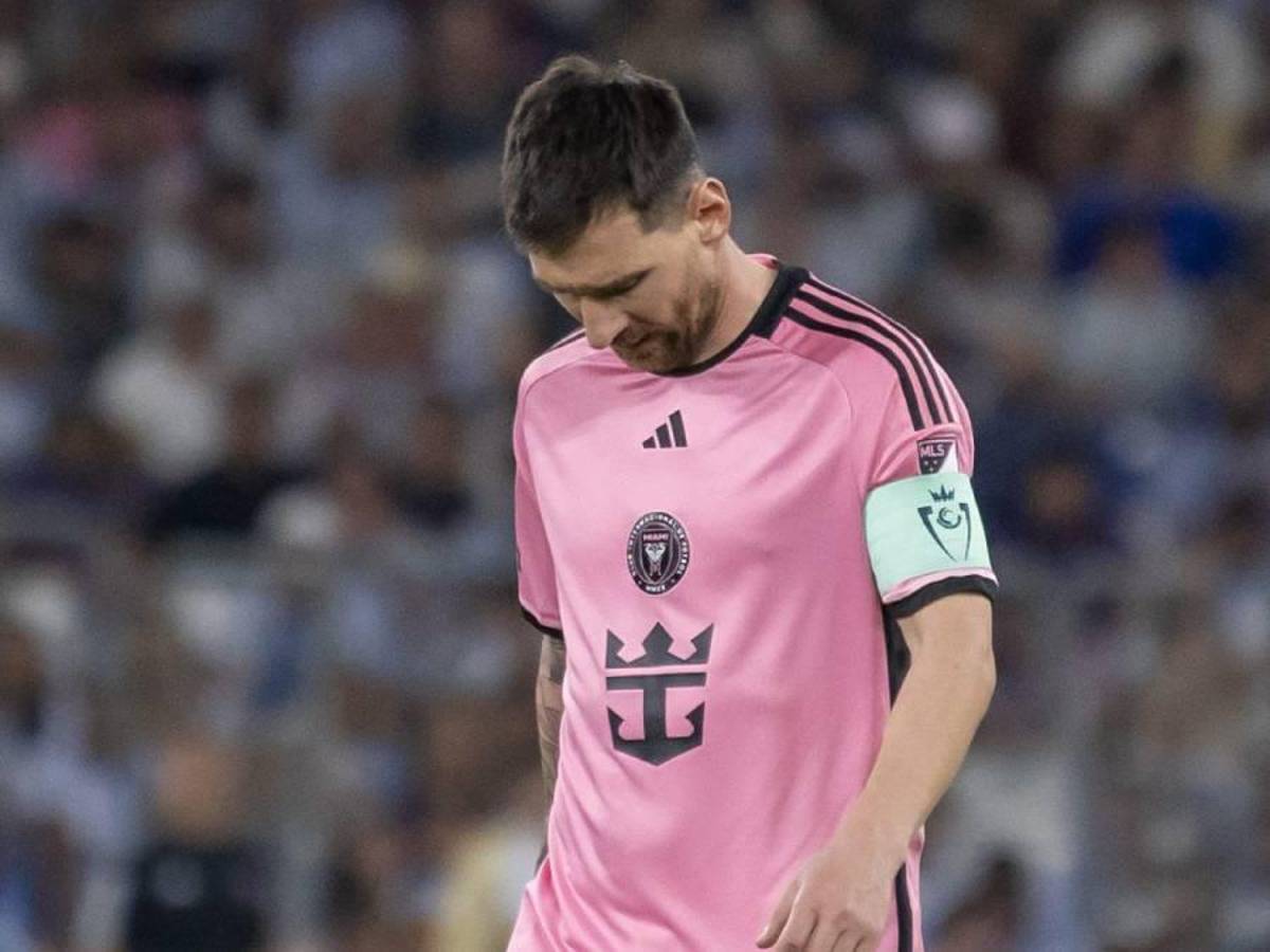 La reacción de Messi tras ser humillado en Concacaf, la burla de Monterrey y fea agresión de Luis Suárez ¿Qué hizo Barton?