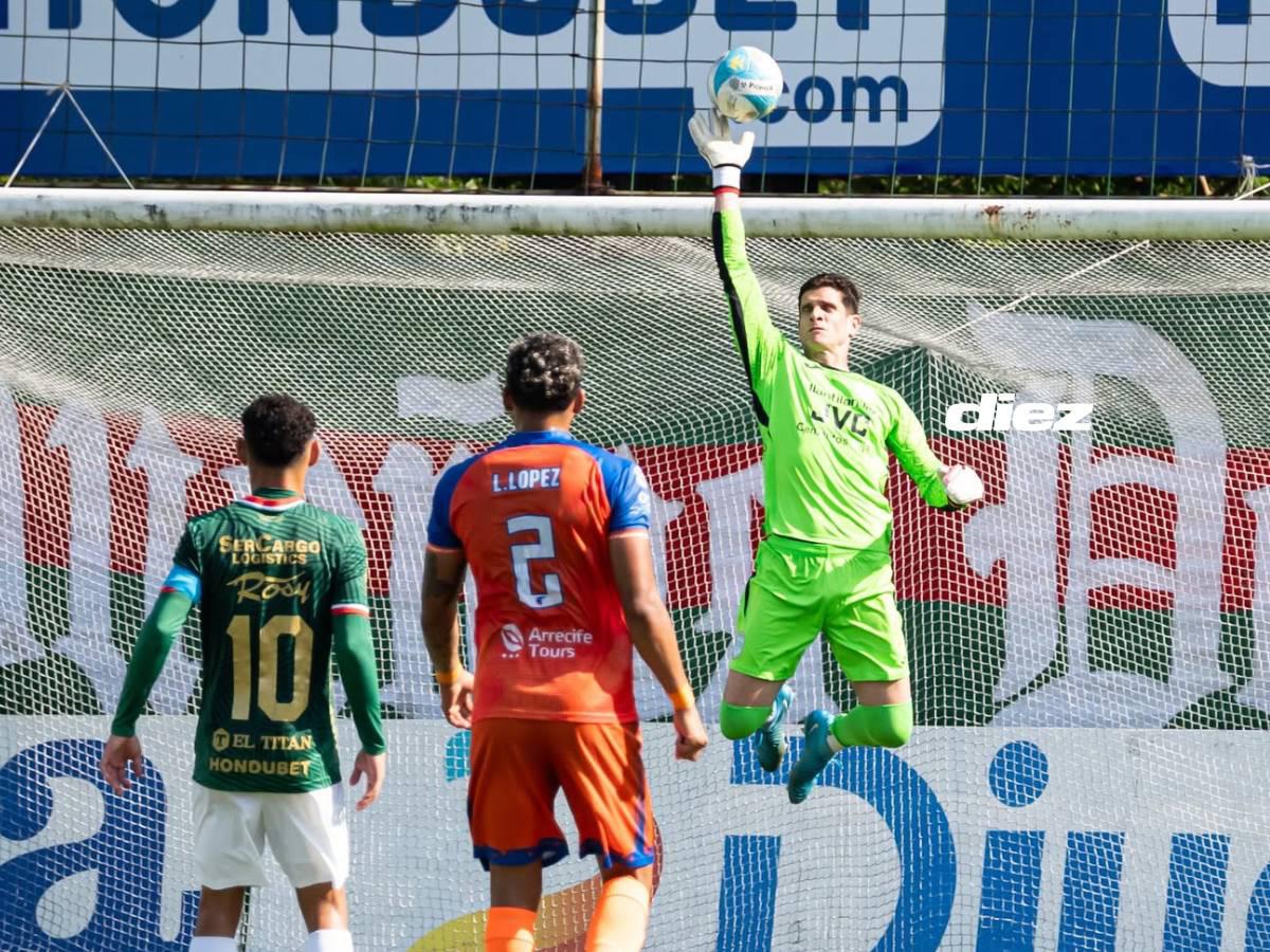 Jonathan Rougier fue clave en la primera mitad para los verdolagas.