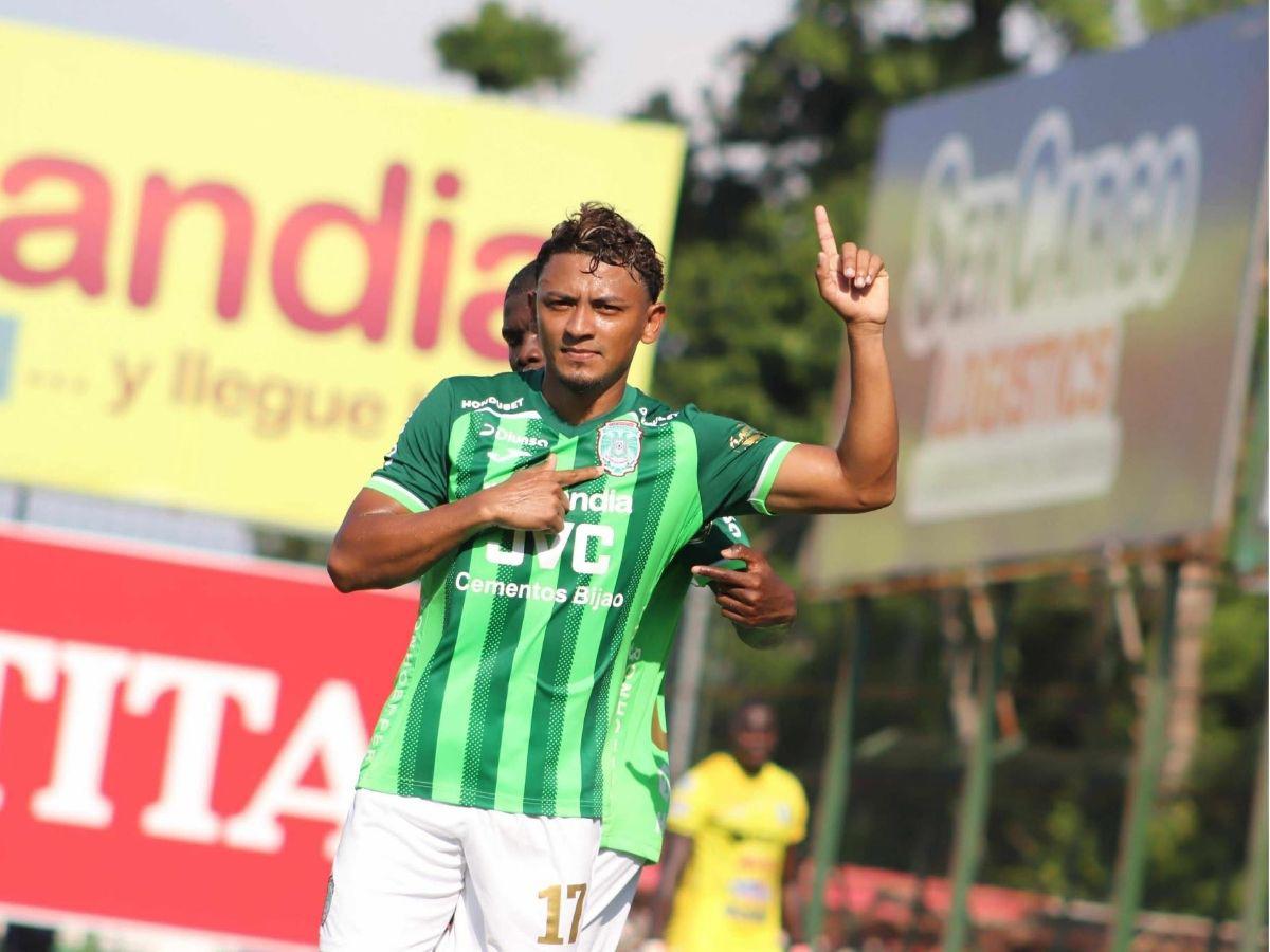 Fea bronca entre Messiniti y Paz, chicas de lentes robaron suspiros, Alexy Vega se luce y Chelito es noticia