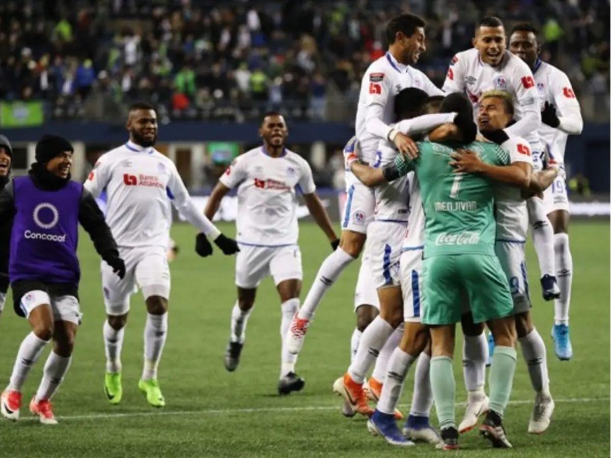 ¡Olimpia no le tiembla a México! Las grandes hazañas del león en el torneo más importante de Concacaf