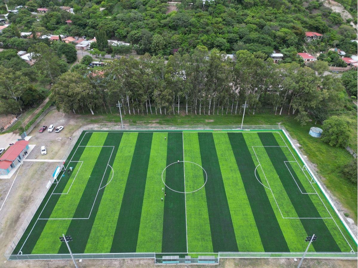 ¡Llegó la 81! Condepor inaugura moderna cancha sintética en reconocida ciudad de Choluteca