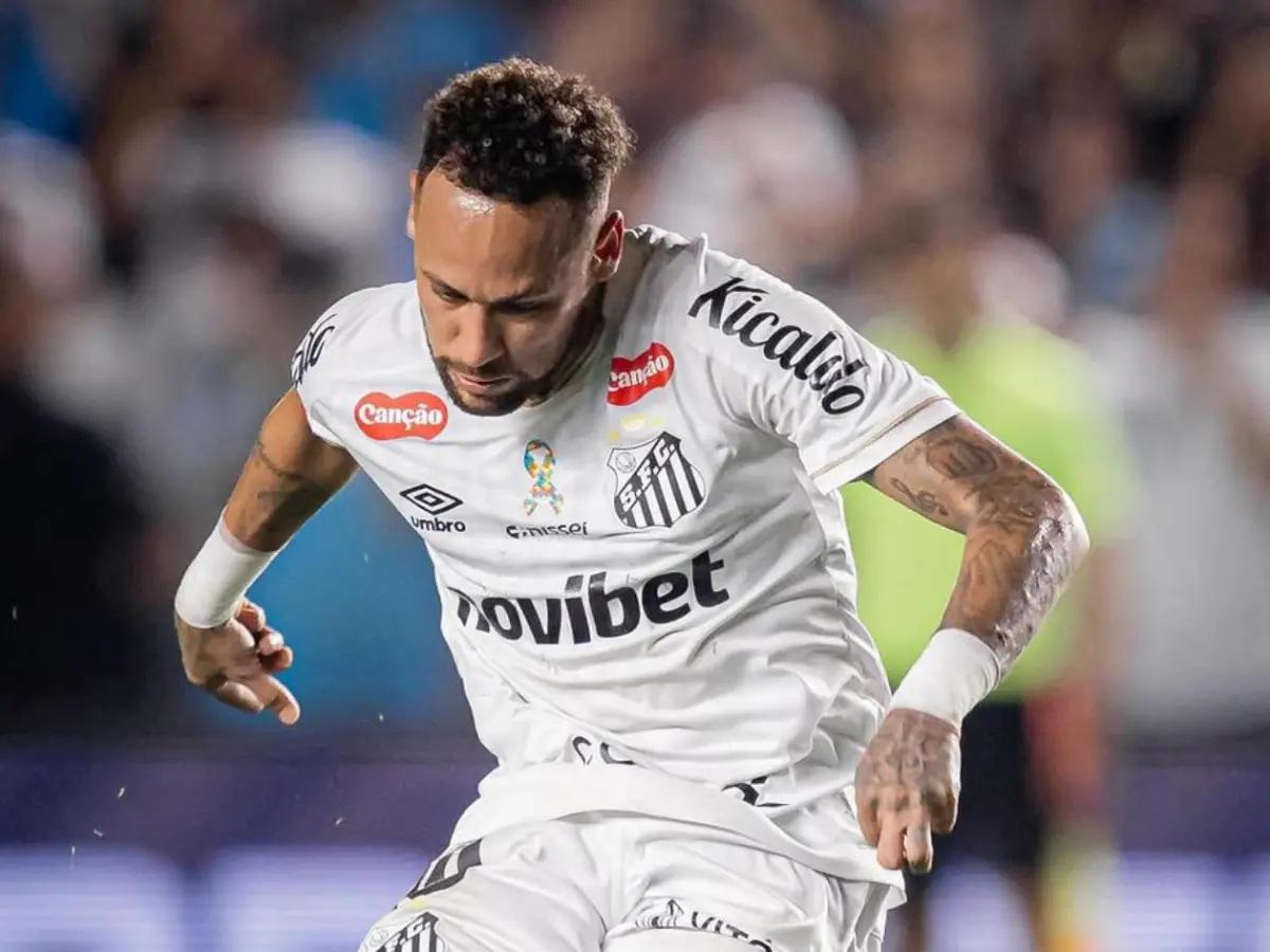 Giro inesperado con Neymar: se olvida del Santos, ficharía por este club tras el Mundial 2026 y se encontraría con hondureño