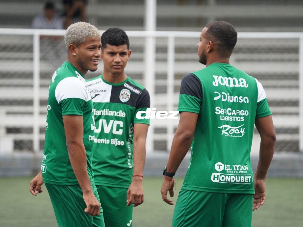 Sorpresa en el entreno de Marathón y así fue el recibimiento del nuevo fichaje verdolaga: ¡curioso look!