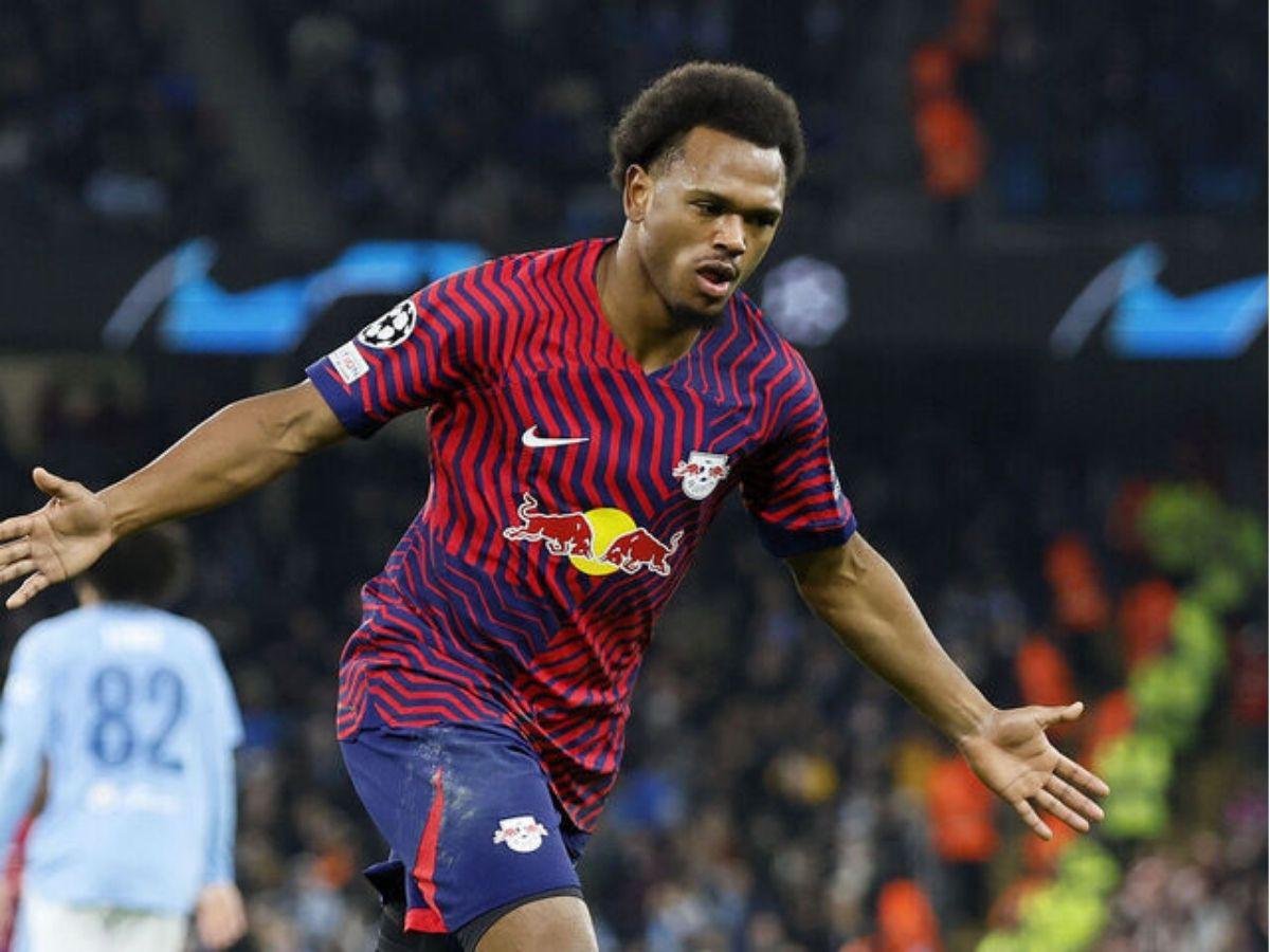 Luis Palma va contra dos nominados a Balón de Oro: los cracks que enfrentará en la nueva UEFA Champions League