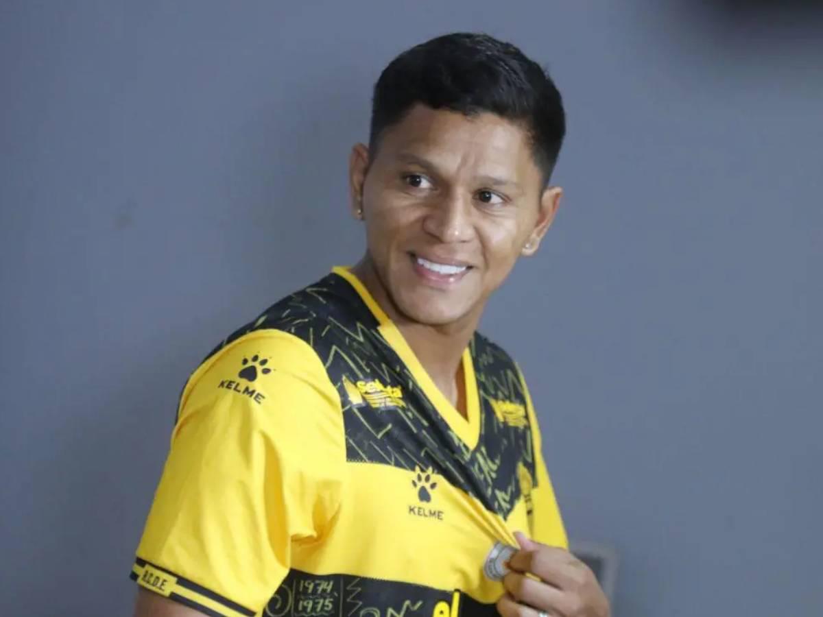 FICHAJES: Olimpia se fija en otro uruguayo, bombazo de Jorge Álvarez, la Tota Medina vuelve a Honduras y legionario se une a nuevo club