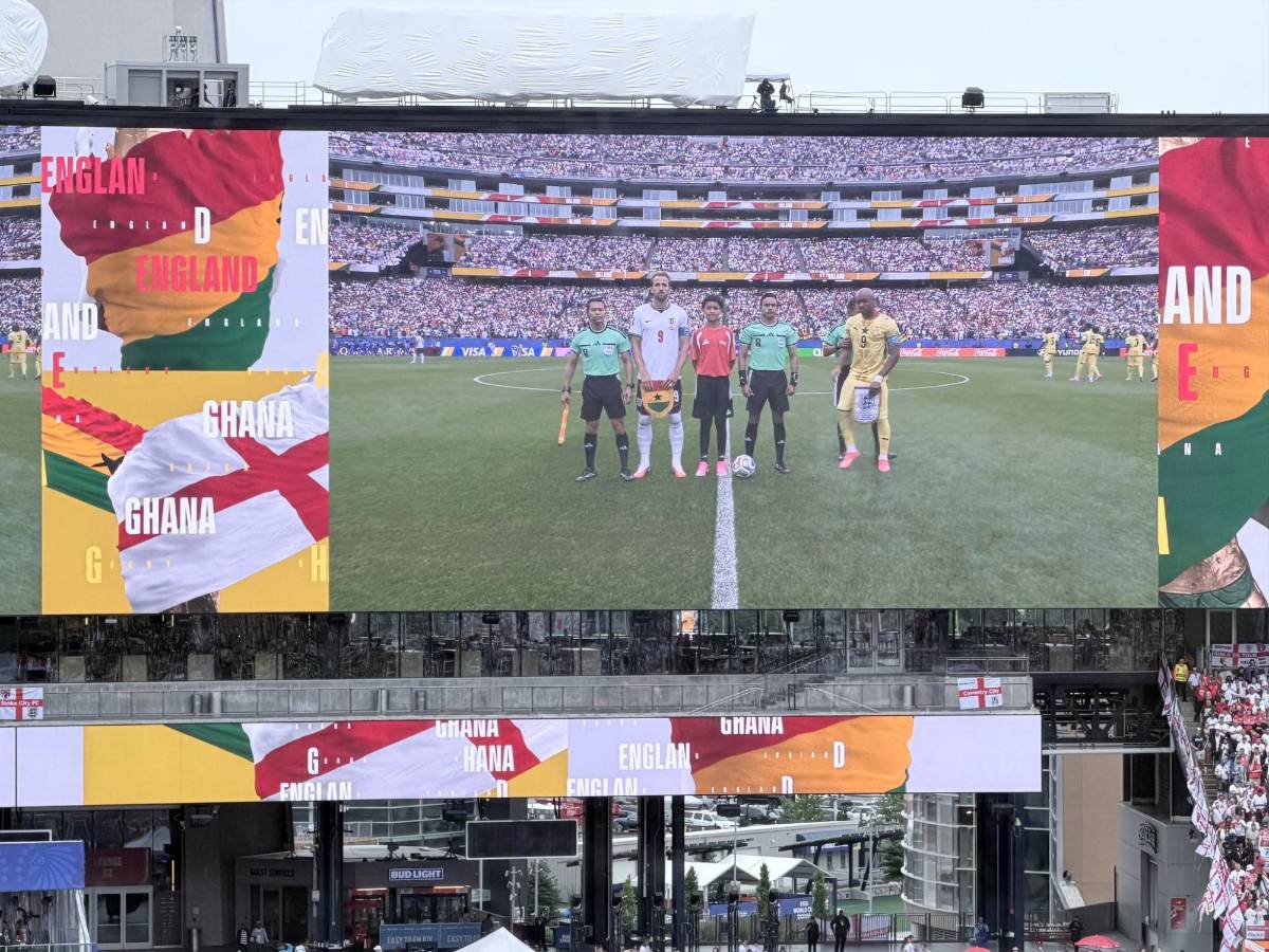 Dos polémicas: Así fue la actuación de Saíd Martínez en el Inglaterra vs Ghana