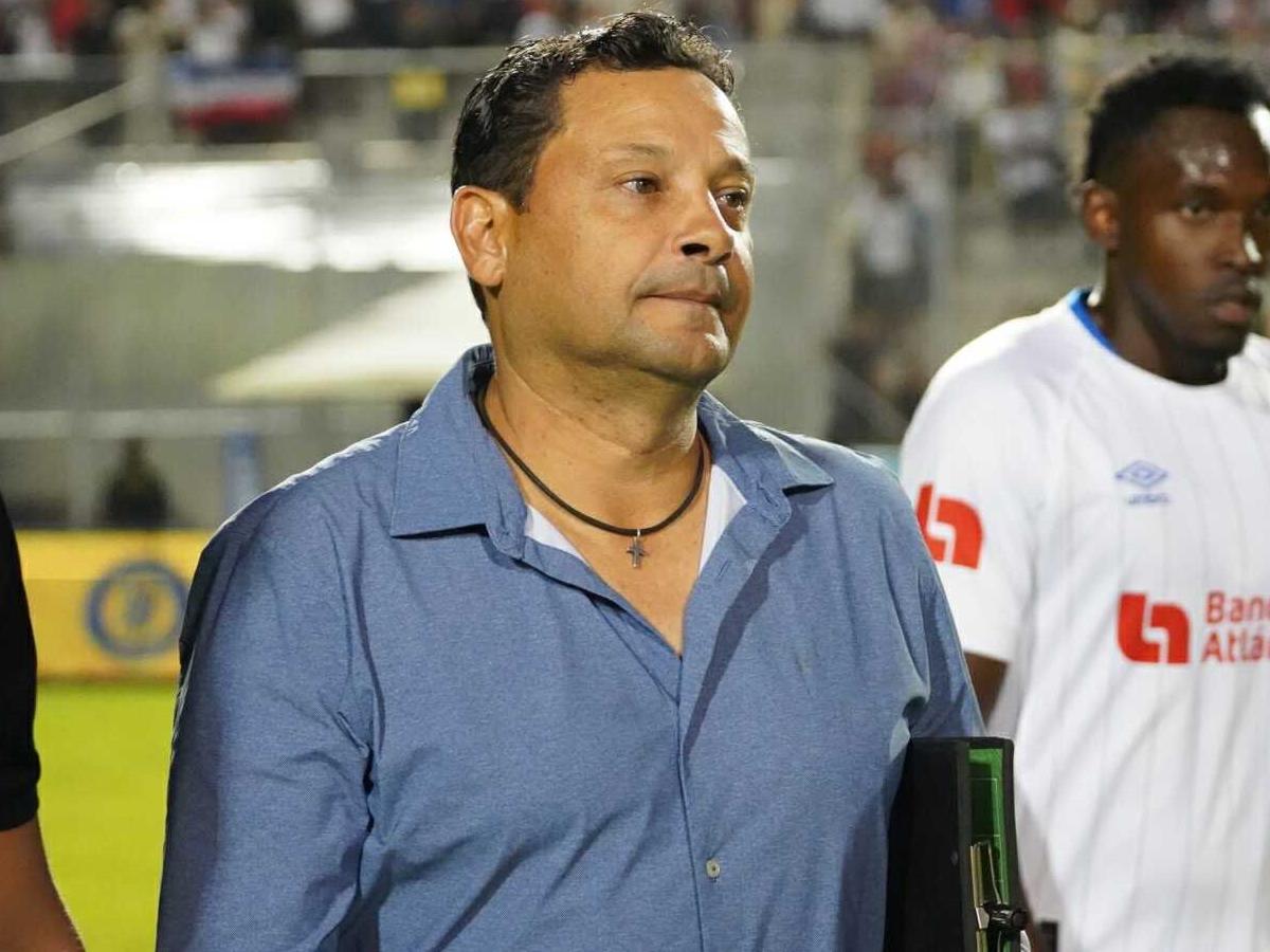 Jeautin Campos atiza contra la Liga Nacional y se muestra en contra del los minutos sub-20: Es muy bizarra esta cosa