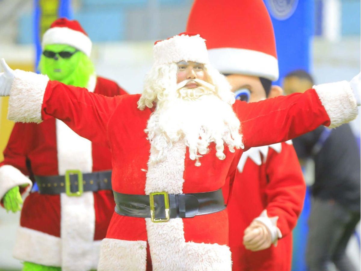 Bronca de aficionados con jugador de Real España afuera del Estadio Morazán y futbolistas aurinegros rompen en llanto