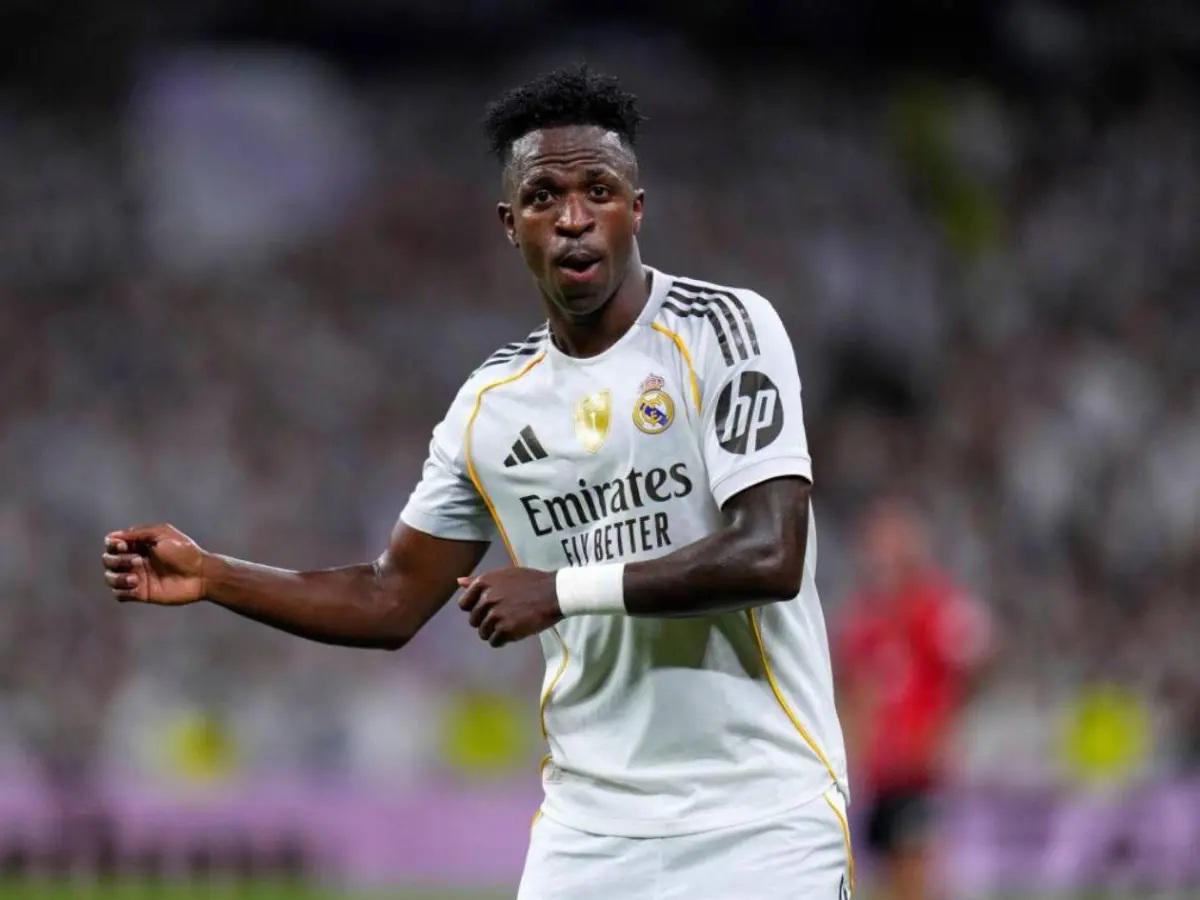 A pesar de Arbeloa, Vinicius se quiere ir del Real Madrid y el grande de Europa que le ofrece 30 millones de salario