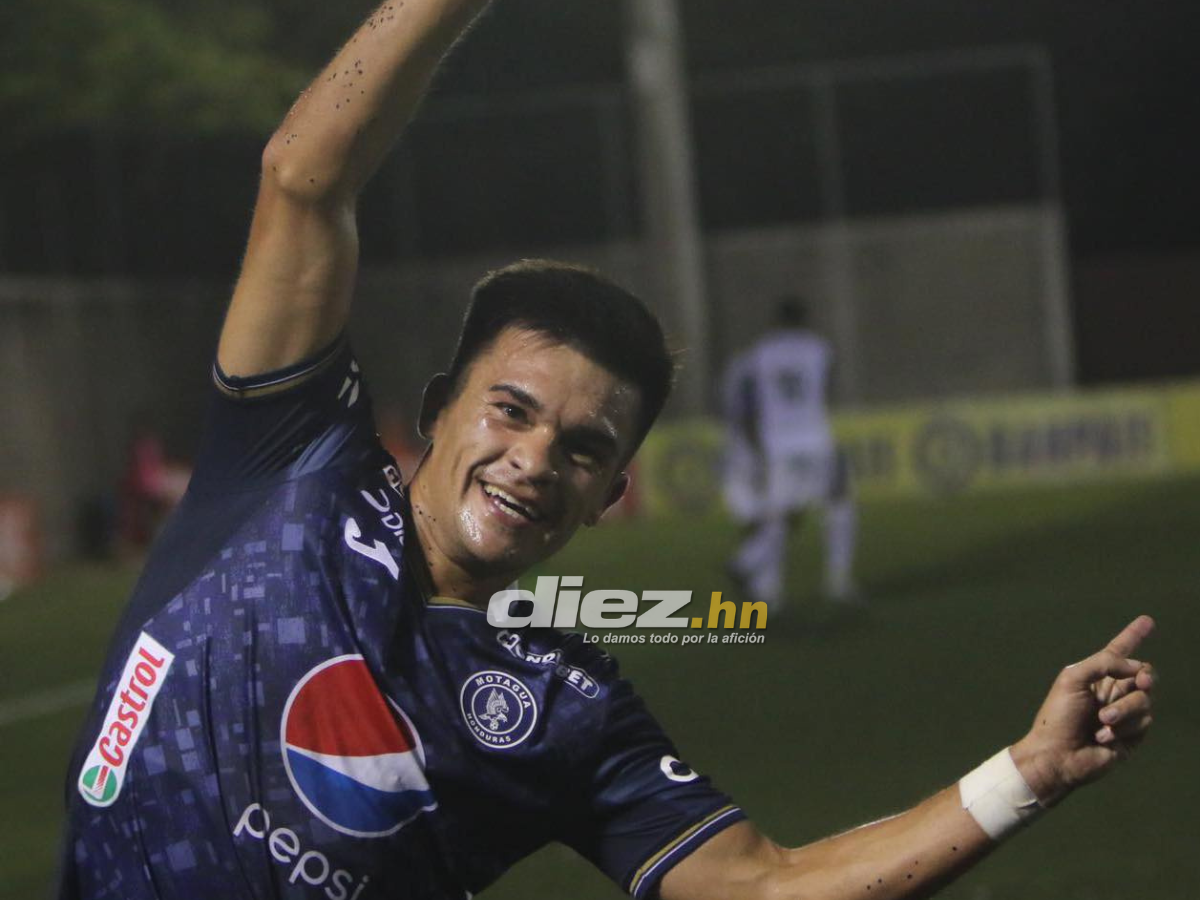 Así festejó Gaspar Triverio su primer gol en la Liga Nacional tras endosarle gol al Honduras Progreso. FOTO: José Anibal Vásquez.