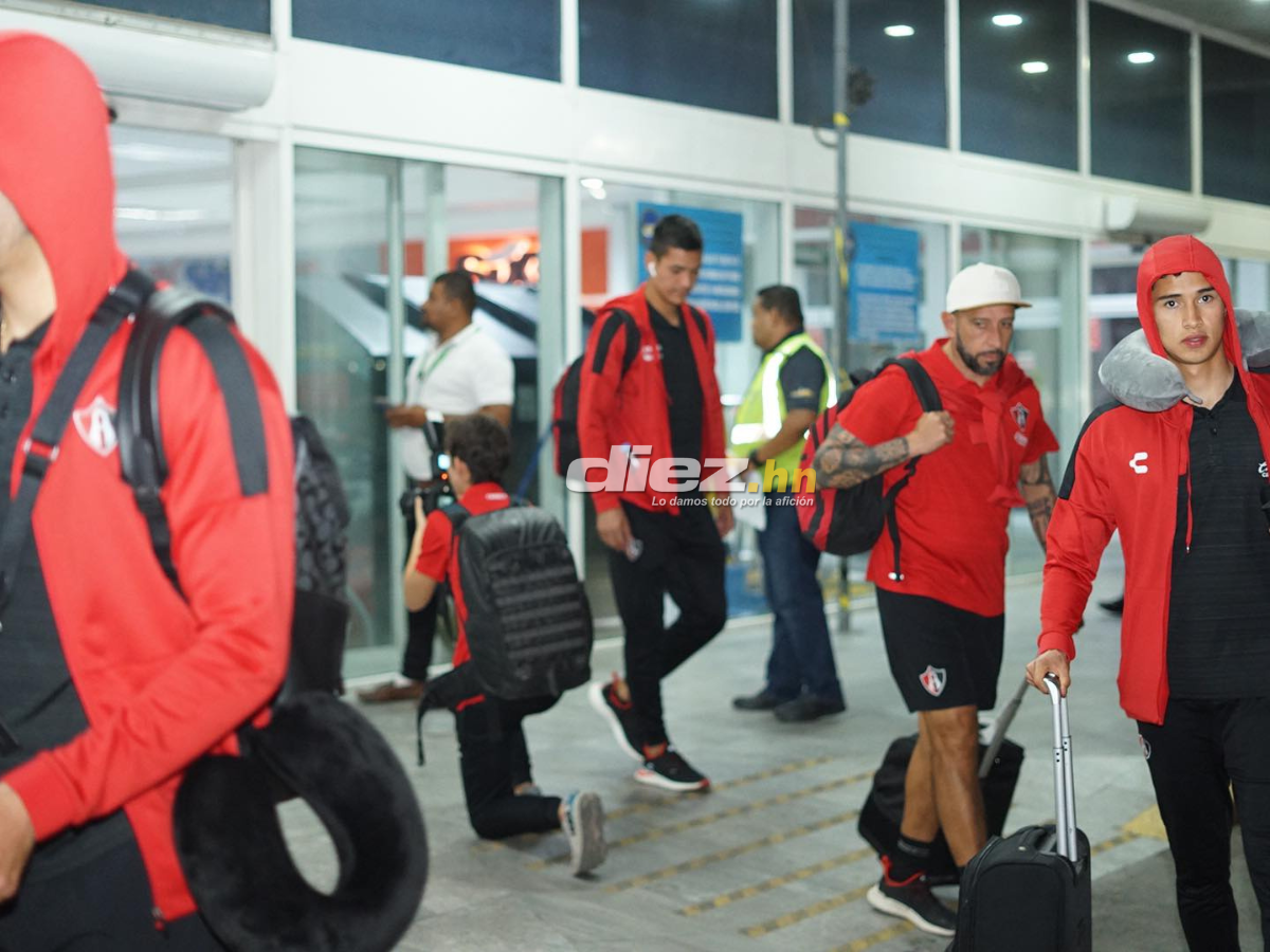 Atlas viene armado hasta los dientes, delegación de 50 y un sinfín de maletas, ¿quién es la linda periodista que encabeza?