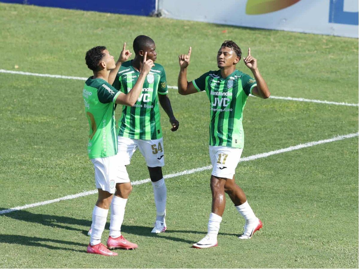 Fea bronca entre Messiniti y Paz, chicas de lentes robaron suspiros, Alexy Vega se luce y Chelito es noticia