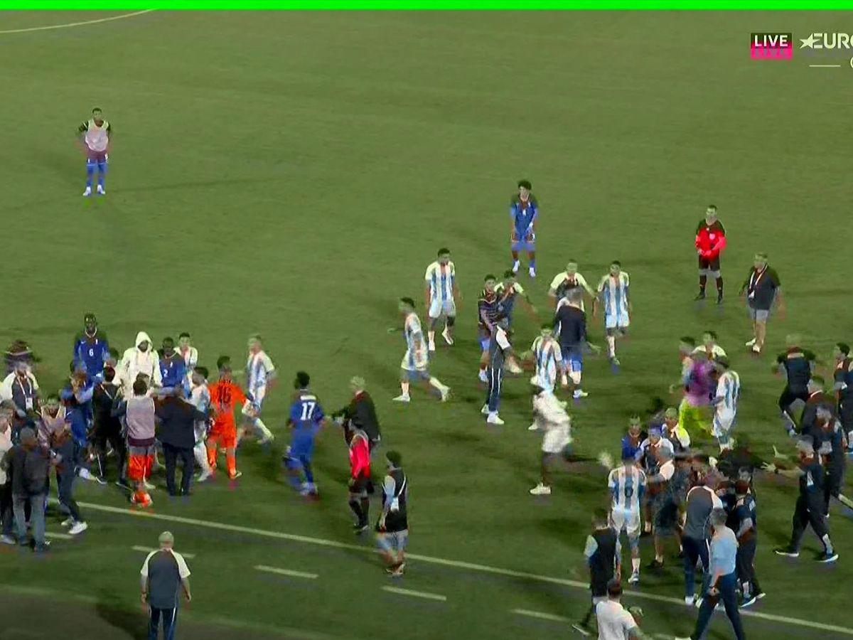 Así fue el zafarrancho tras la eliminación de Argentina contra Francia en París 2024: esto desató la bronca