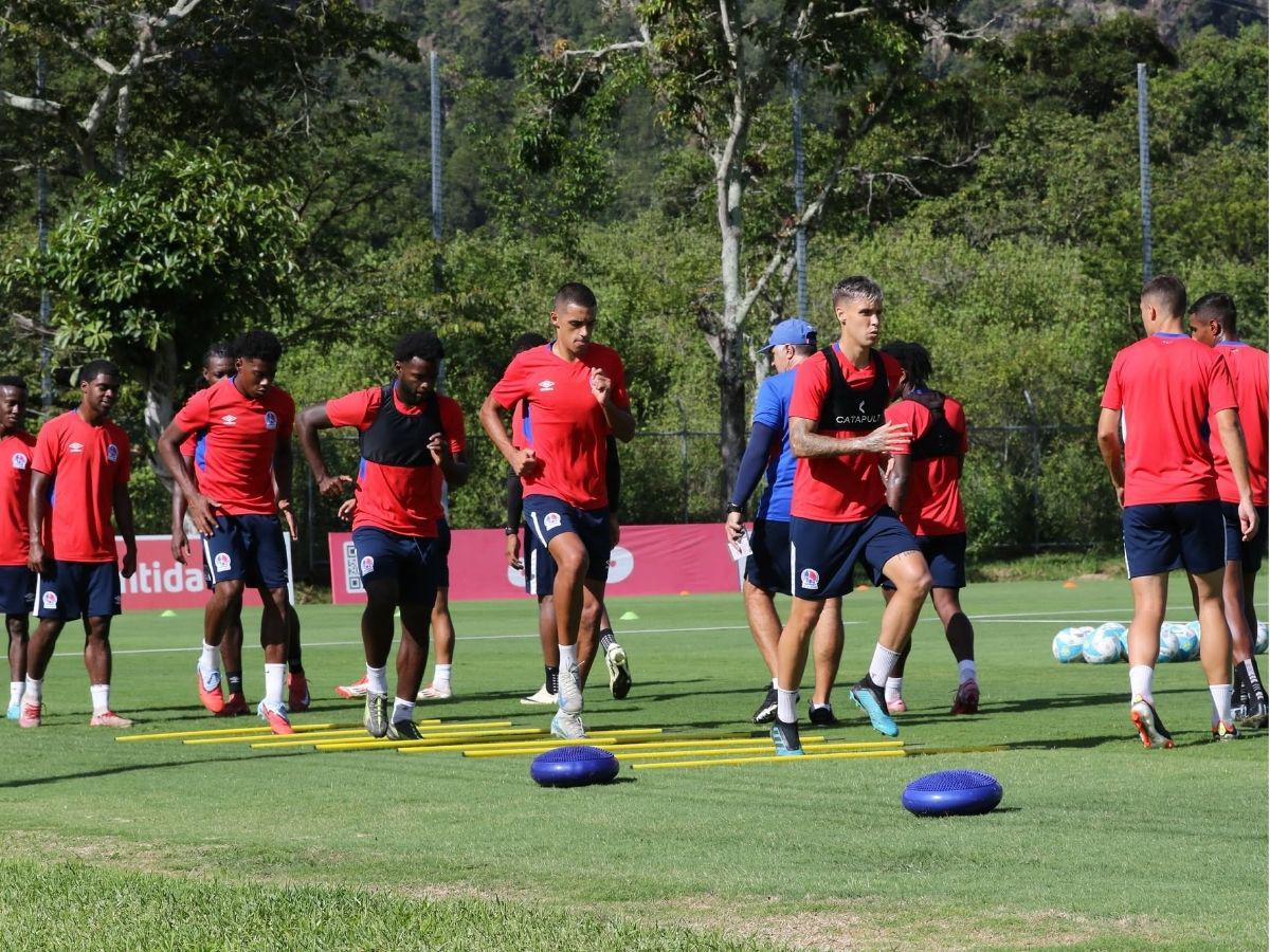 ¿Y Edwin Rodríguez? Olimpia recupera lesionado para el choque ante Olancho FC por el Apertura 2025