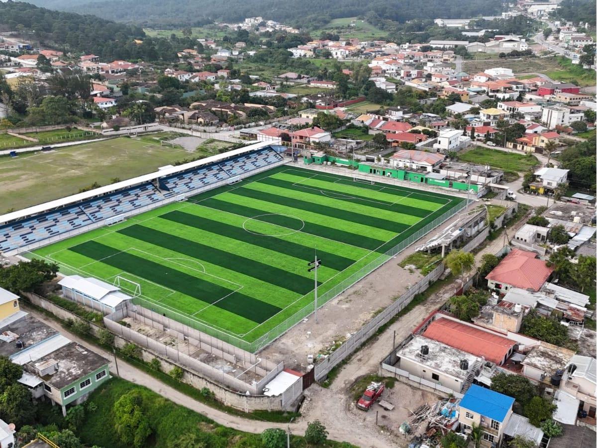 ¡Una mesa de billar! Finalizan con éxito la remodelación del Estadio Sergio Reyes de Santa Rosa de Copán