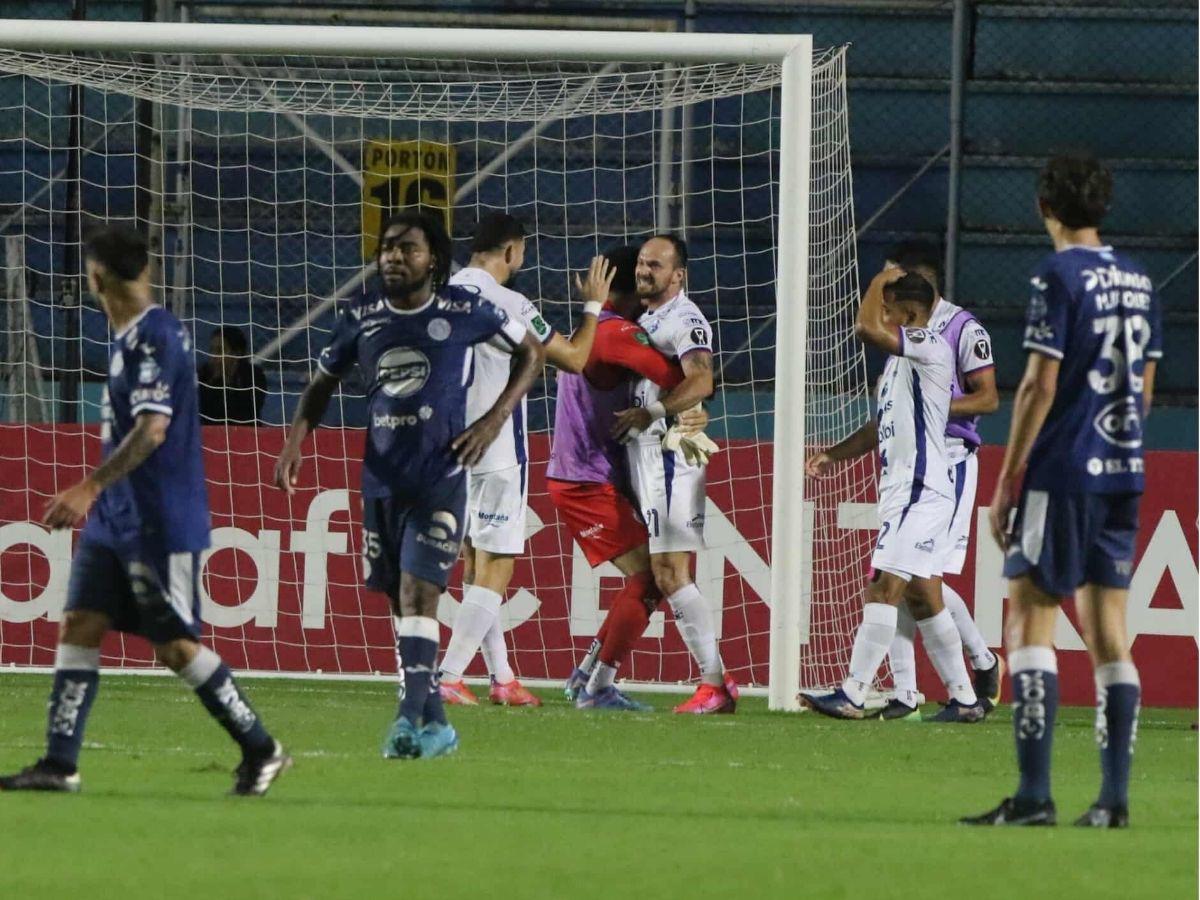 ¡Descalabro del Motagua! Bronca y tristeza en los futbolistas del Ciclón tras la eliminación del repechaje a Champions de Concacaf