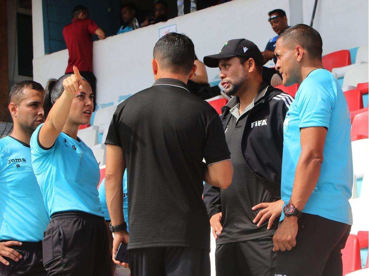 El FVS VAR tendrá un curioso detalle y qué estaba haciendo Espinel: así fue el día dos de pruebas de la herramienta tecnológica