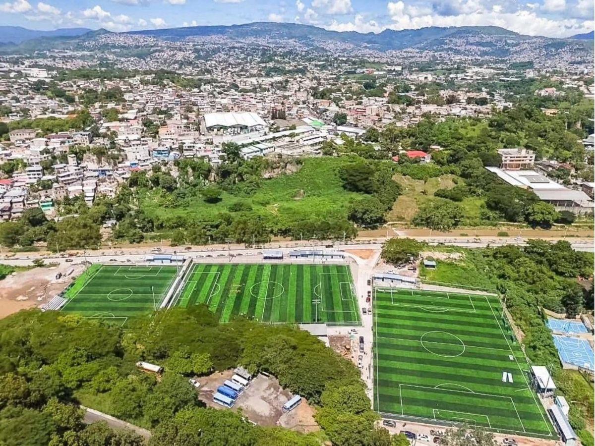 ¡Espectacular! Condepor entrega moderno complejo deportivo en la colonia San José de la Vega, Tegucigalpa