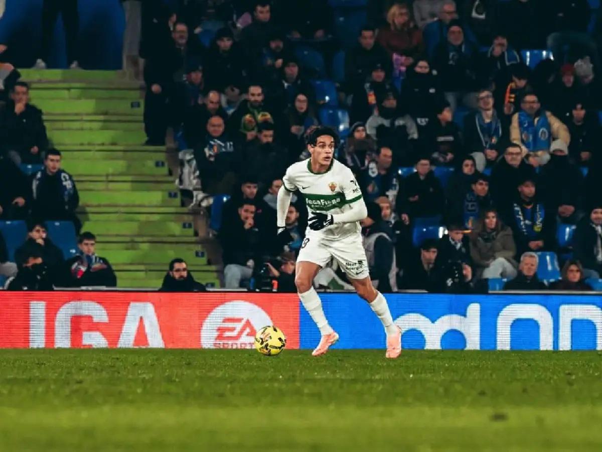 Se despidió de su club y se une a Flick como el primer refuerzo de Barcelona