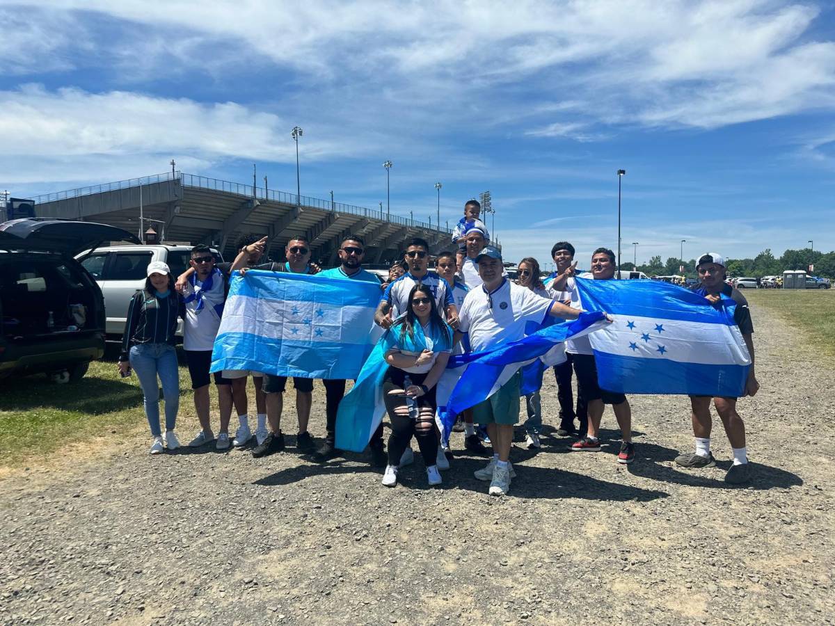 Honduras vs Ecuador: afición catracha estuvo presente en el estadio y visita especial para Andy Najar