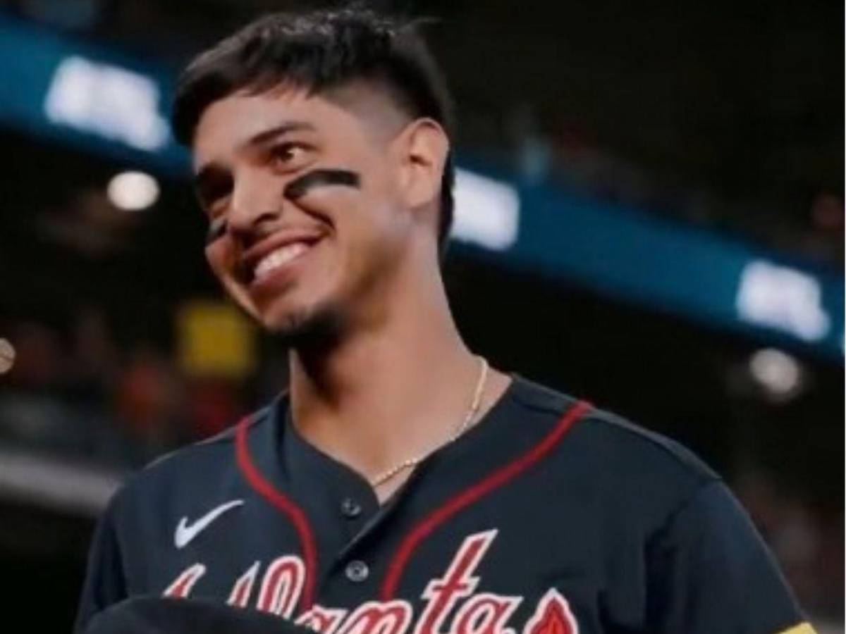¡En pantalla gigante! Mauricio Dubón y su descomunal ovación en su regreso a Houston