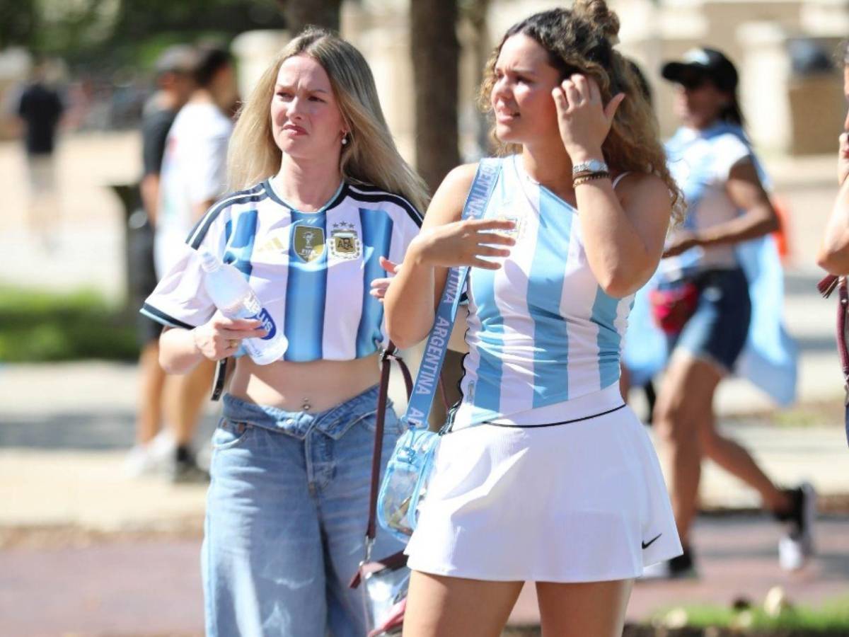 ¿Quién era la hondureña de jean azul? Argentinas y catrachas roban miradas