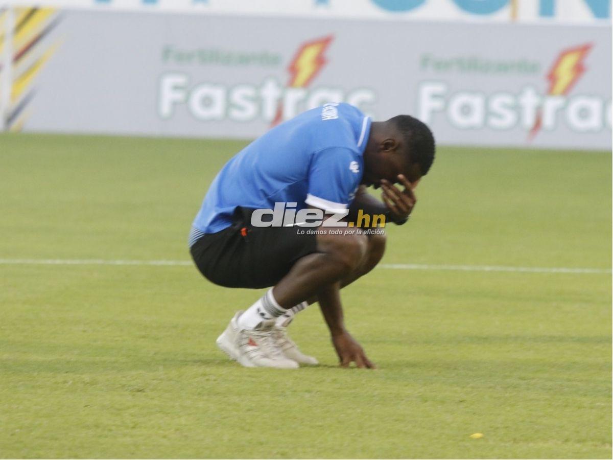 Afición del Real España sorprende con gigantesca manta, Blackburn silenció el Morazán y las bellas chicas