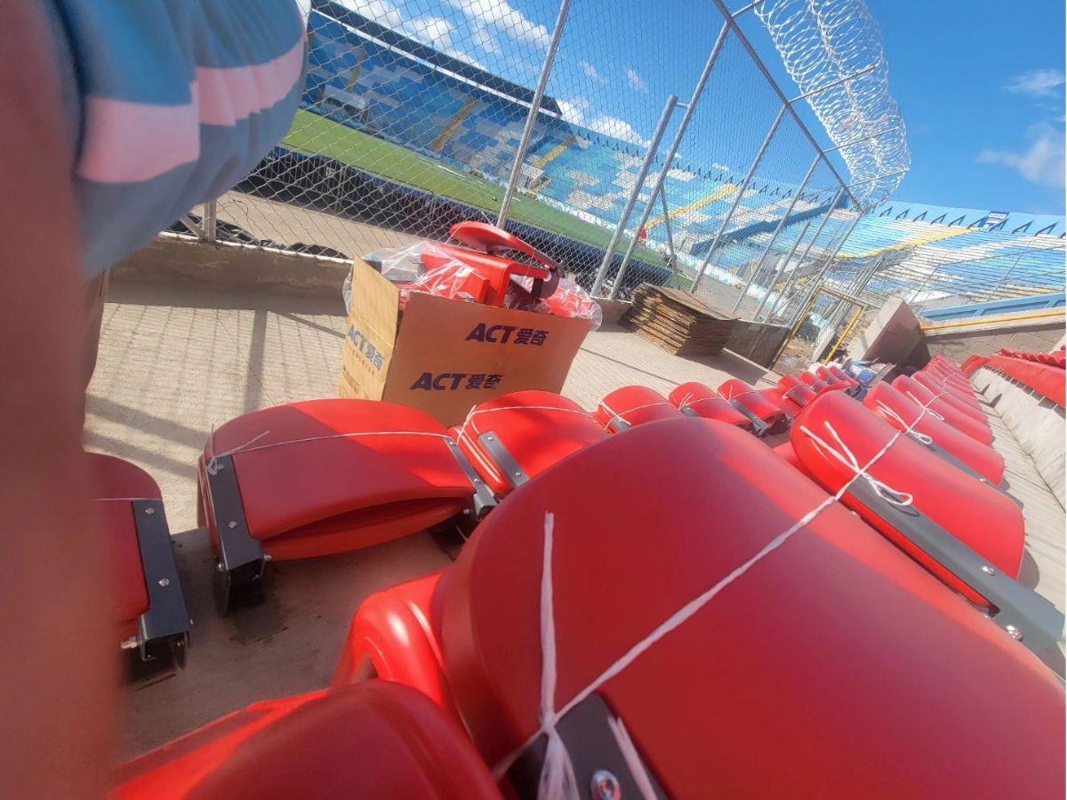 ¿Para la finalísima? Revelan fecha final de instalación de las sillas nuevas en sol centro del Estadio Nacional