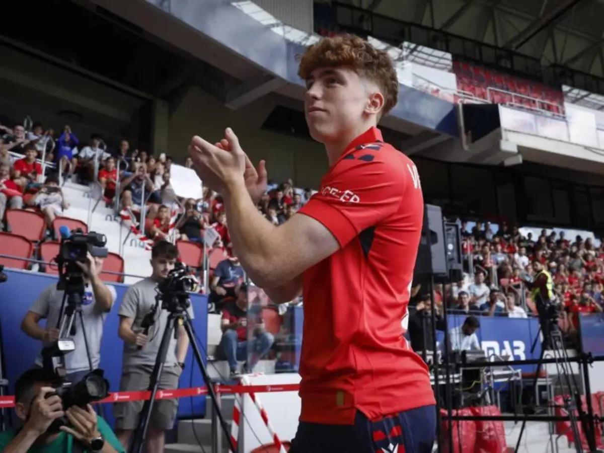 Barcelona quiere fichar a jugador del Real Madrid: Arbeloa queda desorientado y toma esta decisión ¡Ya brilla con España!