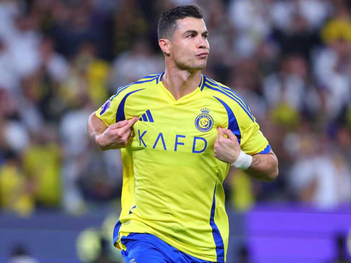 Cristiano Ronaldo recibe duro golpe y Messi sonríe: la IA señala a los mejores jugadores de la historia del fútbol