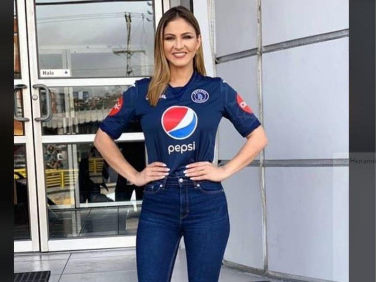 ¿Y Nasralla? Contreras, Jorge Cálix y Rixi Moncada tienen sus favoritos: Estos son los clubes que siguen los políticos en Honduras