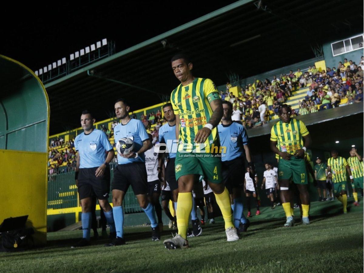 Histórico: Parrillas One inaugura bajo tremendo ambientazo la luz artificial en el Estadio Luis Girón en la Liga de Ascenso