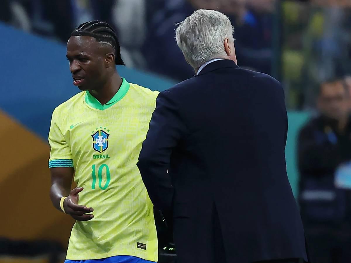 Ancelotti revela que 'regañó' a Vinicius por la polémica con Xabi Alonso en el Clásico: Le he dicho lo que pensaba