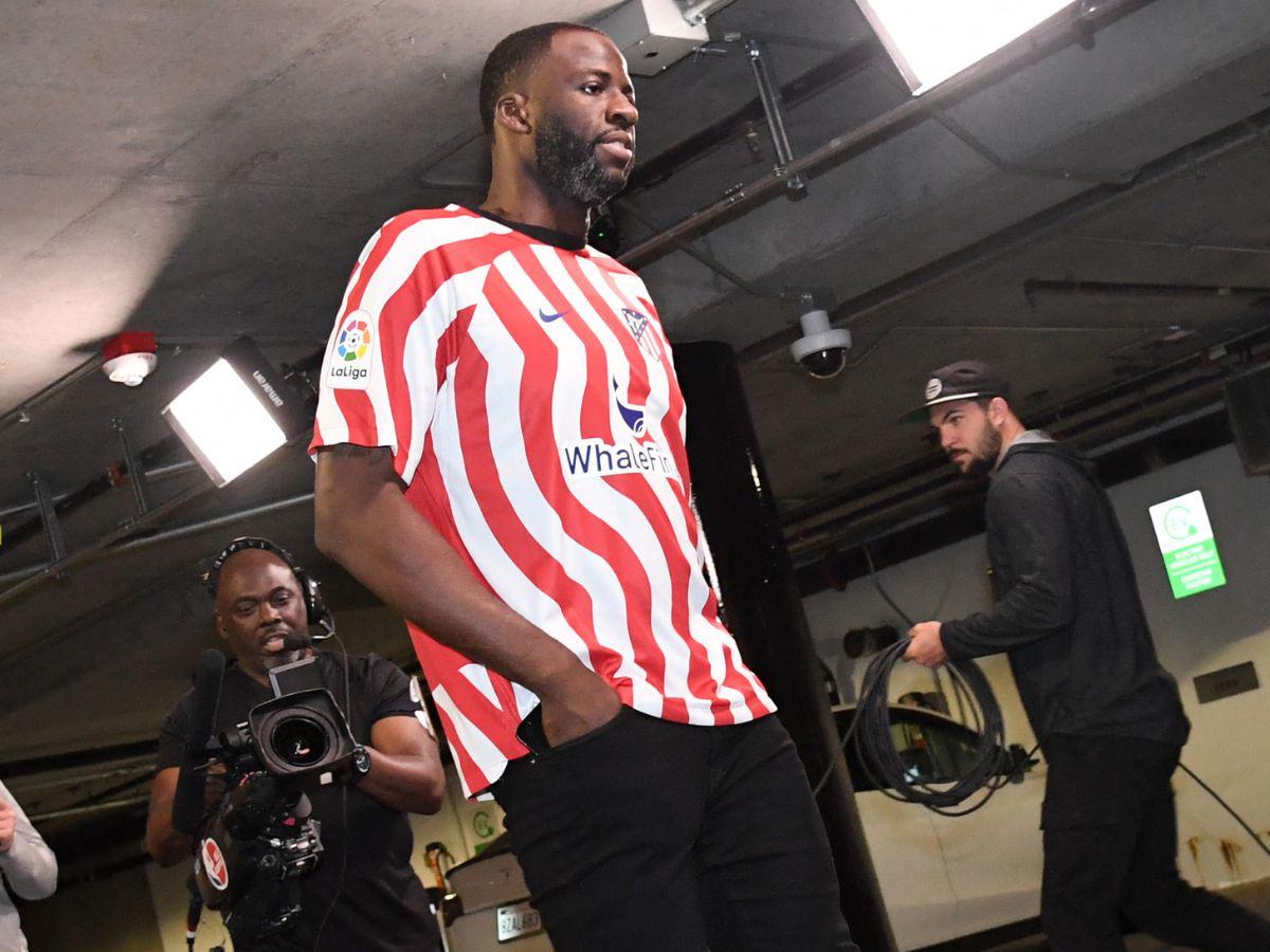 No se vio en TV: jugadores del Barcelona, famosos del cine y los mejores momentos del partido de Warriors ante los Lakers