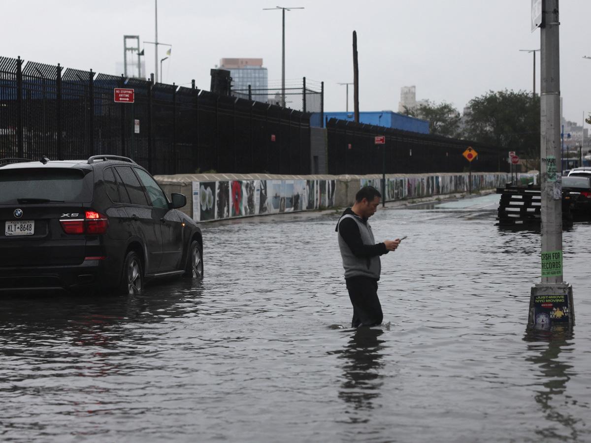 INFORME ESPECIAL: Nueva York en estado de emergencia ante inundaciones; metros, rutas de autobuses y vuelos afectados