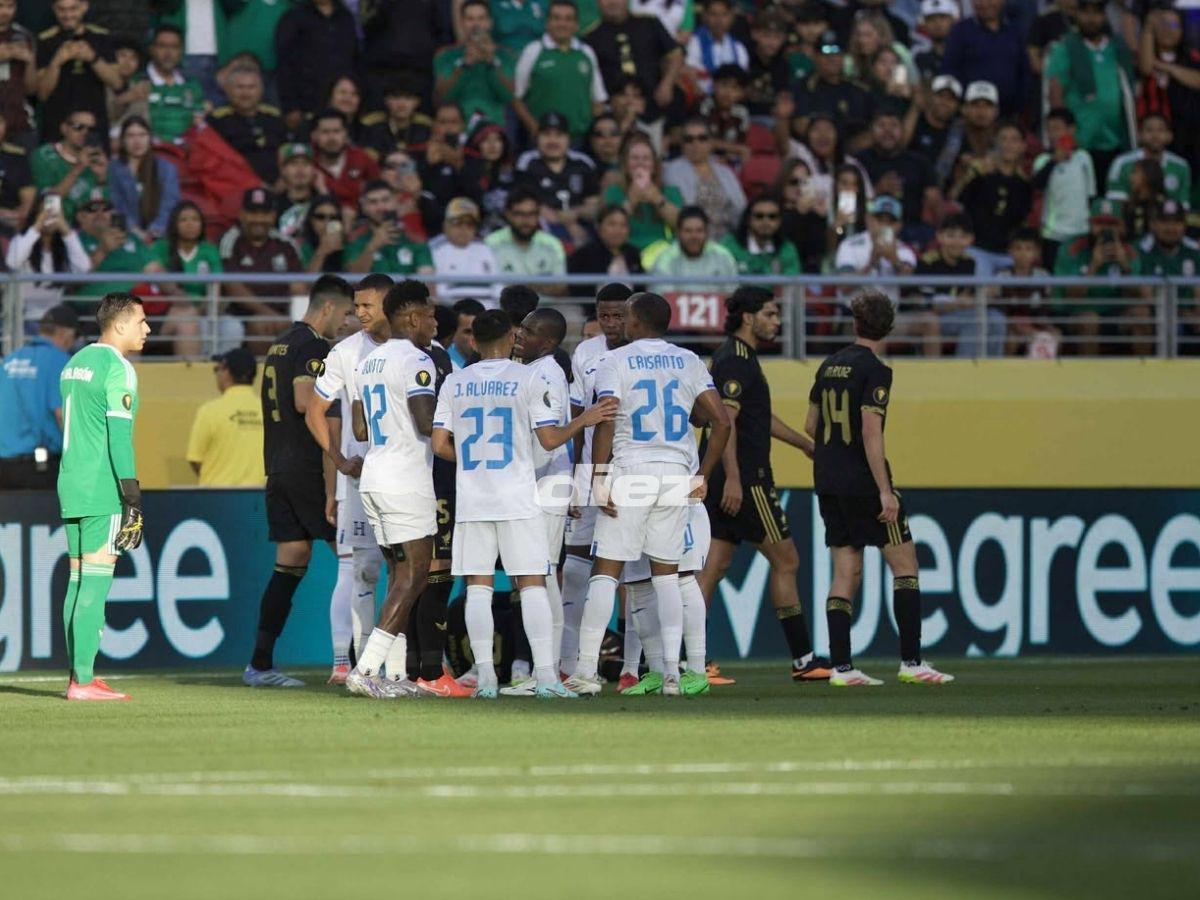 Penal no pitado a Honduras, bronca de México, rostros tristes en La H y feo desplante del Vasco Aguirre con hondureño