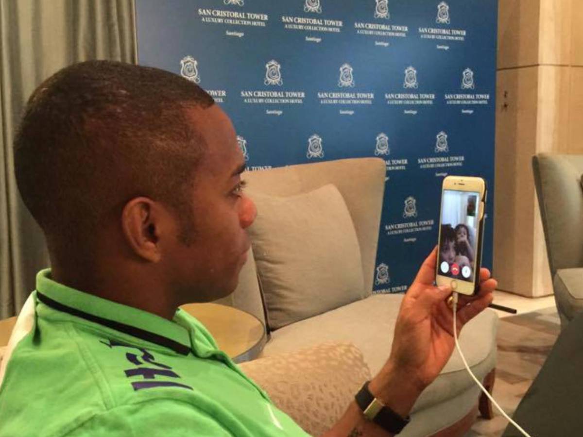 Robinho impacta a todos con su nuevo trabajo en la cárcel y el negocio que montó con famoso que también está en prisión