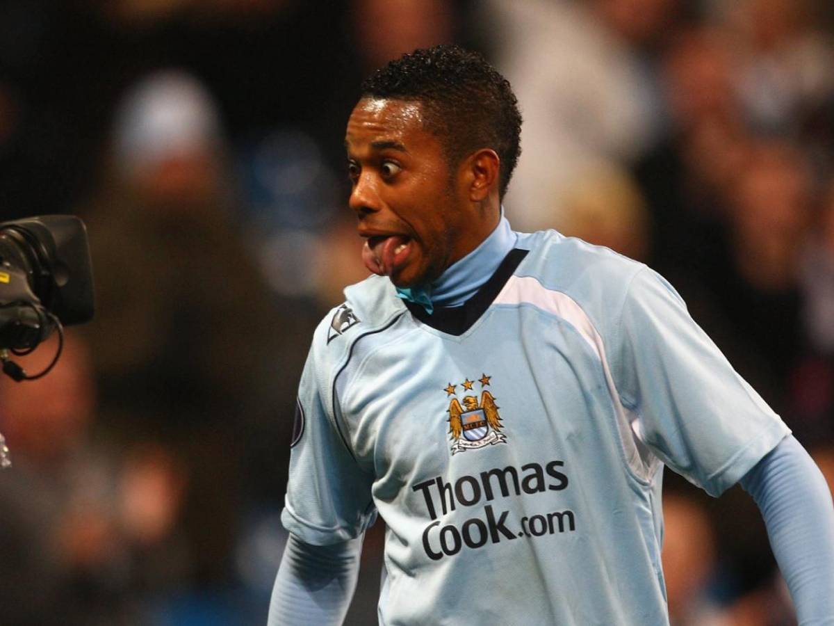 Robinho impacta a todos con su nuevo trabajo en la cárcel y el negocio que montó con famoso que también está en prisión