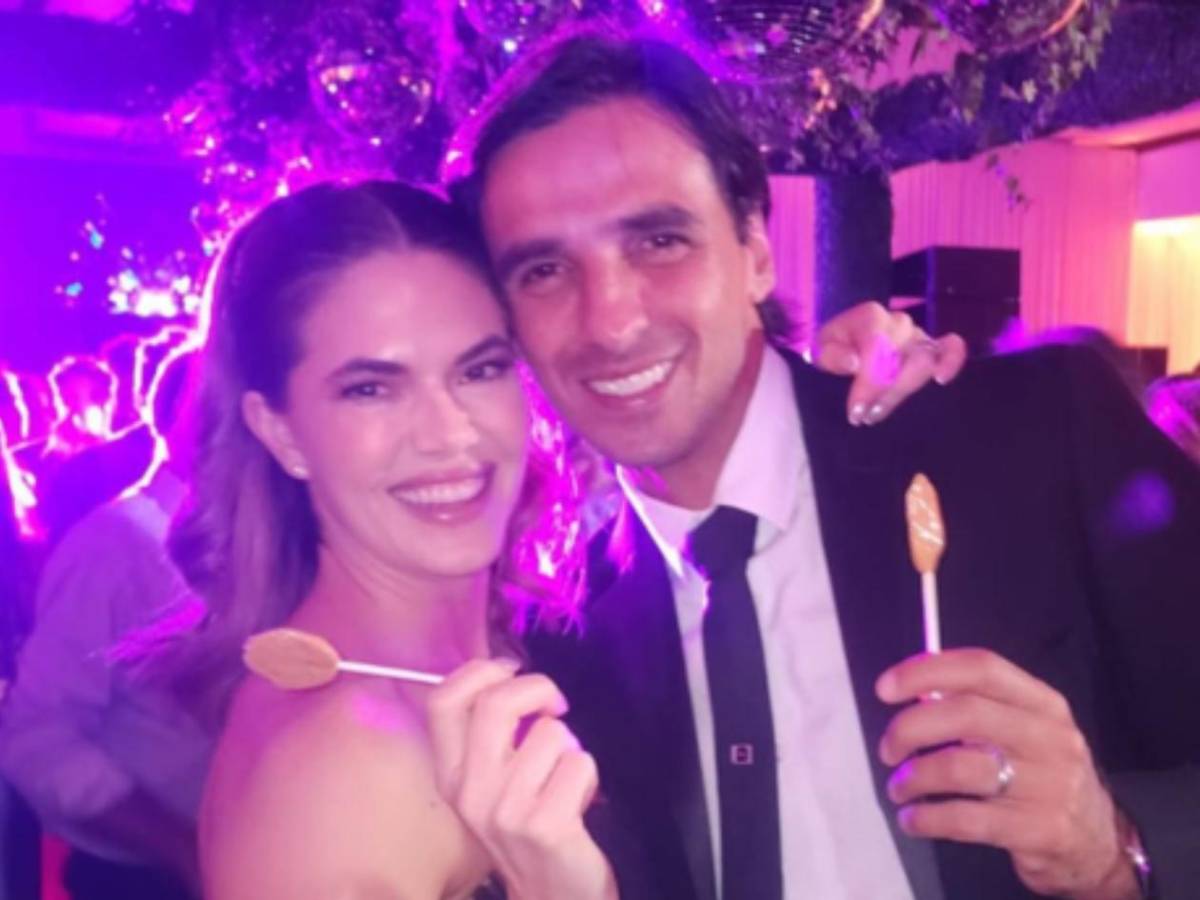 La petición que hizo la esposa de Bryan Ruiz al revelar la enfermedad que sufre: Lloraba enloquecida y gritando