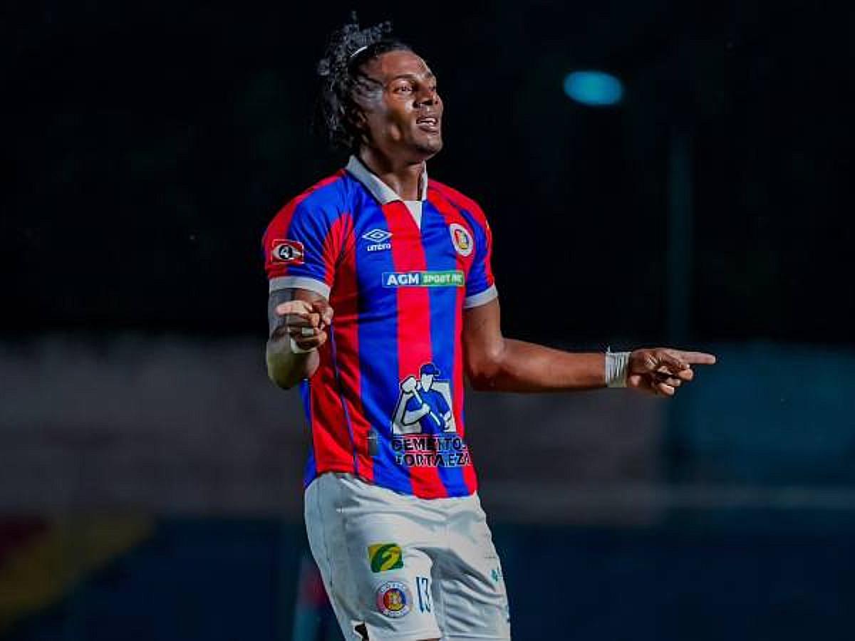 Solo uno supera a Eddie Hernández en el área: la tabla de máximos goleadores en las ligas de Centroamérica