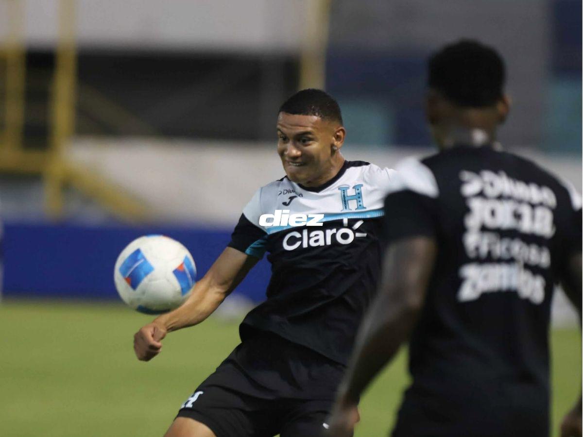 Con los alemanes presentes, los invitados y el fotón que se tomó Honduras: así fue el último entreno de La H en el Morazán