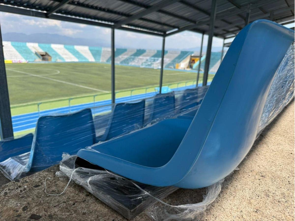¡Génesis PN embellece su casa! Instalan butacas nuevas en el Estadio Roberto Suazo Córdova