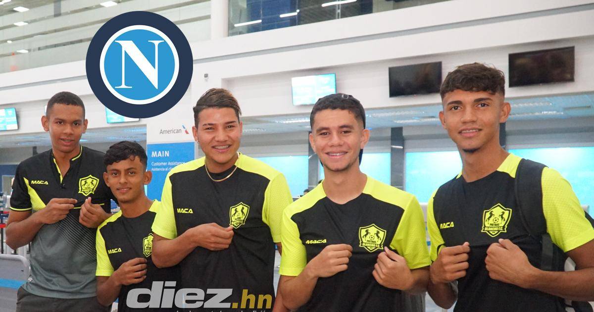 Angel Villadoro e altri quattro calciatori si recano a Napoli, in Italia, per un processo