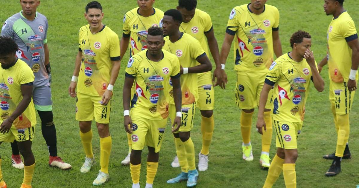 Two “reinforcements” for club in trouble with Renaldo Tilguat